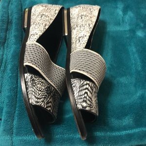 Rebecca Minkoff, black and white flats size 10